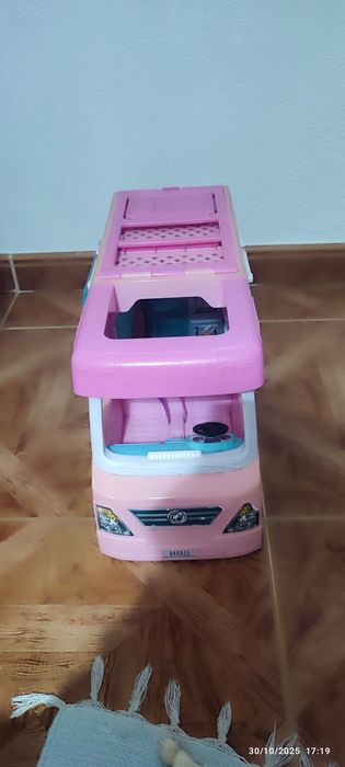 Casa,autocaravana ,ambulância da barbia