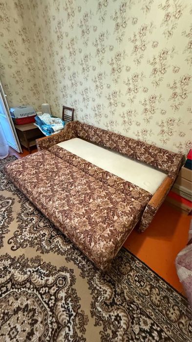 Діван розкладний, б/у