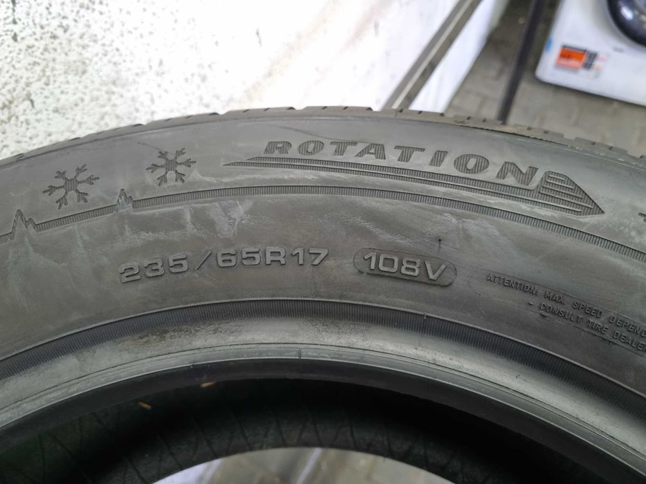 235/65/17 108V Dunlop Winter Sport 5 SUV Dot.3722R
