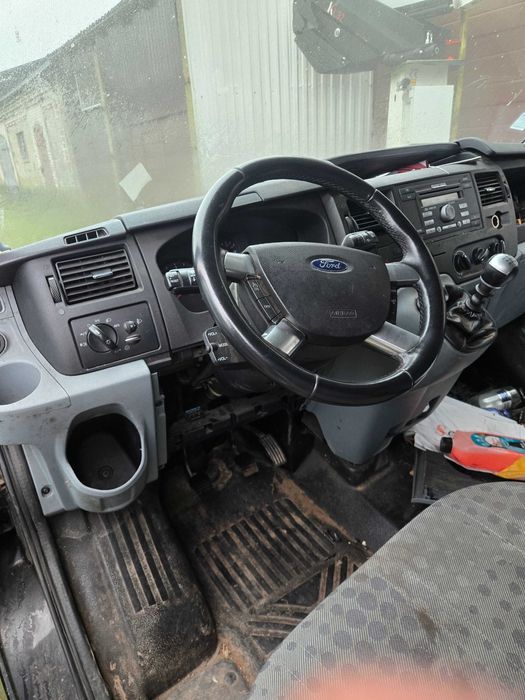 Ford transit 2012