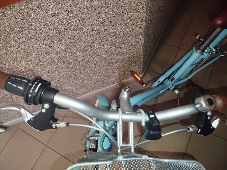Rower miejski dla dzieci  btwin 500 dla dziewczynki 24 24'
