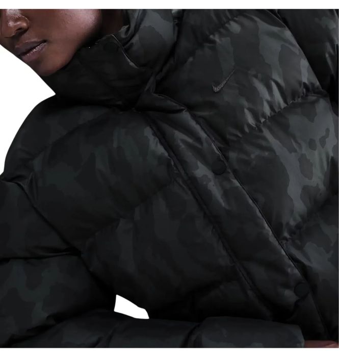 Куртка жіноча Nike Therma-Fit Black HV5101-010