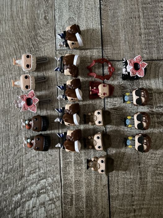 Фігурки кіндер джой дивні дива.