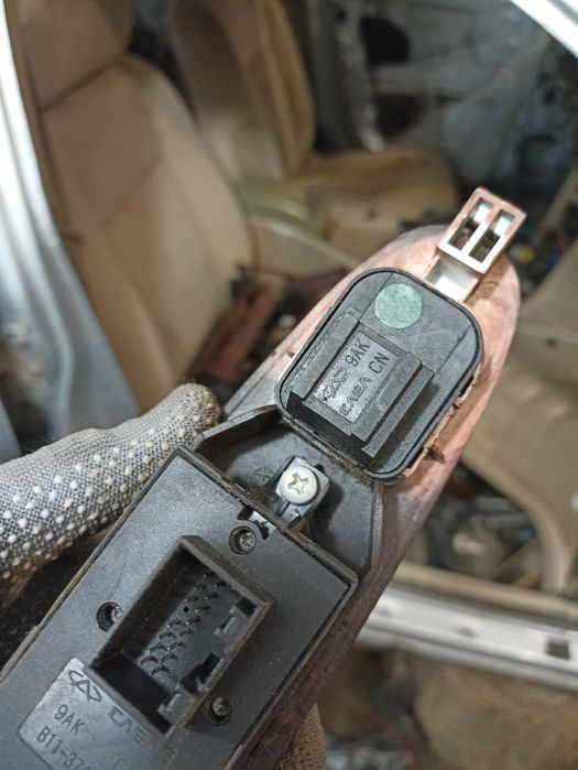 Блок управления стекло подъемниками центральным замком кнопки Чери