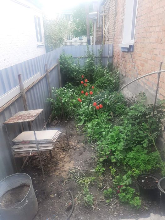 Продам частину будинку в центрі міста