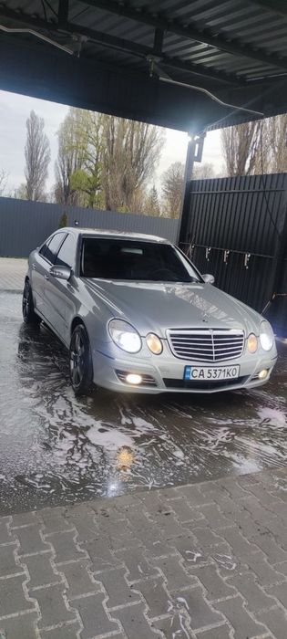 Mercedes-Benz E-Class 2003 W211  •  220 CDI AT (автомат)