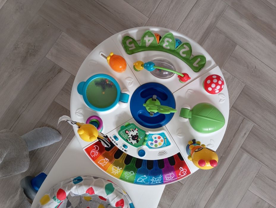 Baby Einstein Stolik małego odkrywcy 4w1