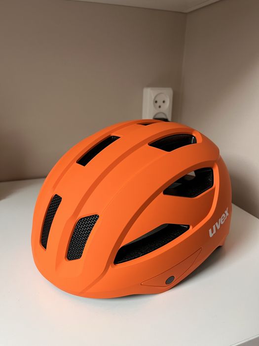Kask rowerowy UVEX rozm. 56-59