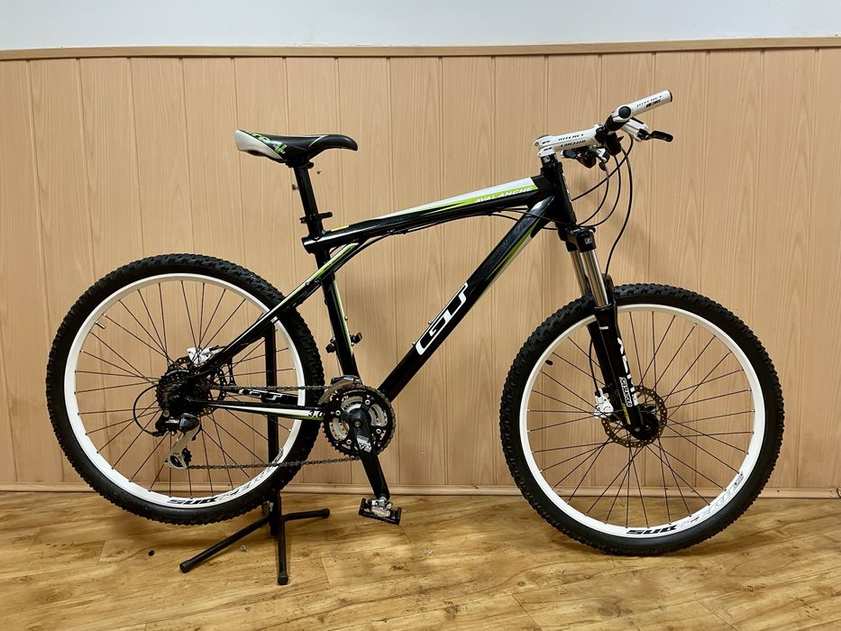 Bicileta GT avalanche