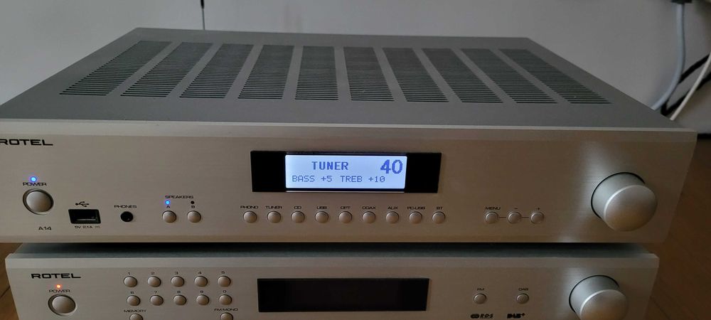 Wzmacniacz ROTEL - A14