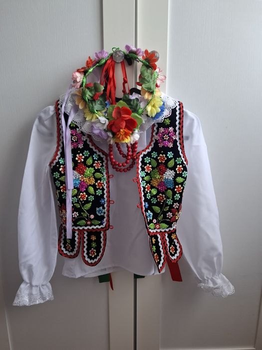 Strój krakowski jak nowy