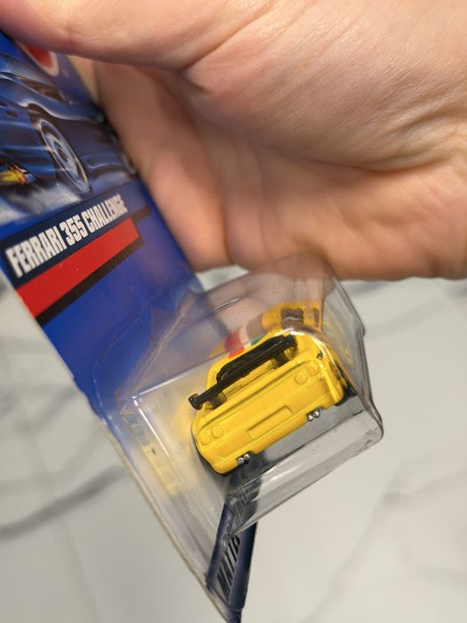 Hot Wheels Ferrari 355 Challenge Shell Magneti Marelli  26 lat prtktr