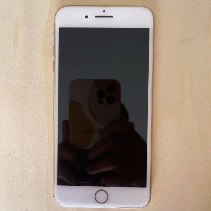 iPhone 8 Plus 64gb