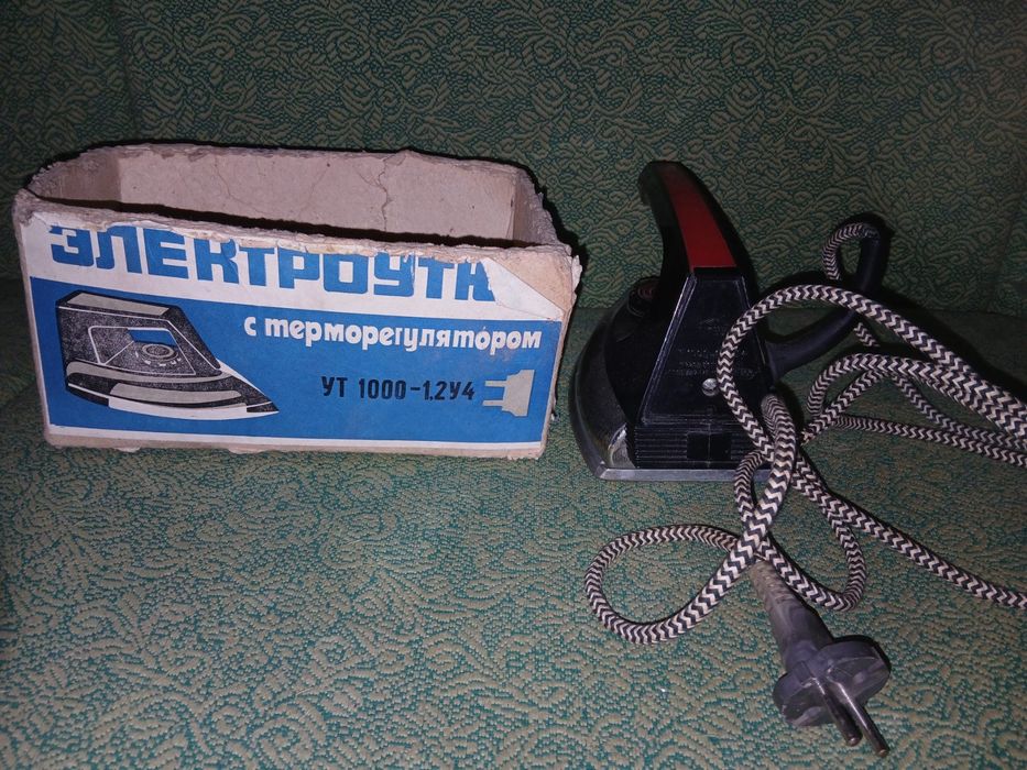 Продам утюг ссср рабочий