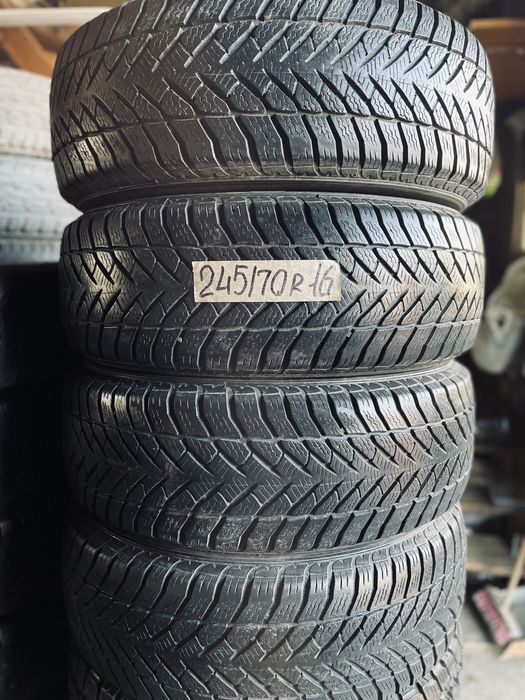 Джип,кросовер р 16 245/70 /75 пари,комплекти.