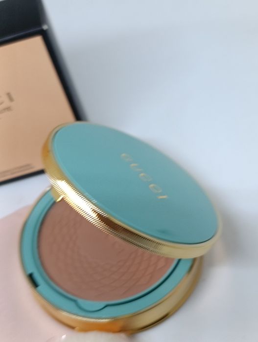 Gucci Poudre de Beauté Éclat Soleil 01 bronzer luksusowy