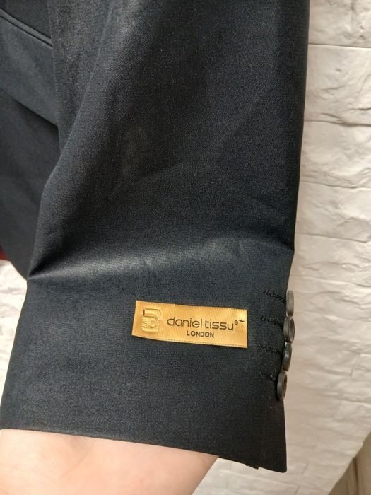 Чоловічий піджак від  Daniel Tissu