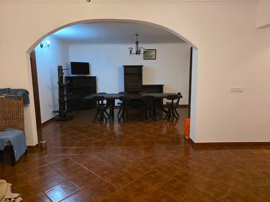 Arrenda-se andar de moradia T2 - Vila Nova da Barquinha