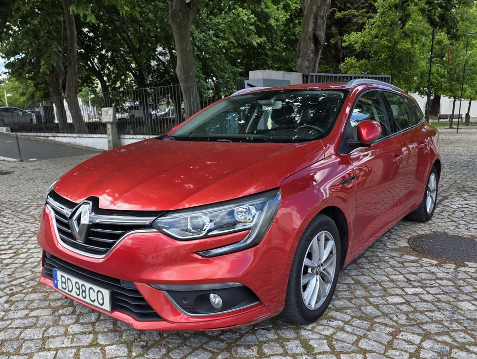 Renault Megane 1.5 | 145 mil kms | Diesel Sport Tourer 2019