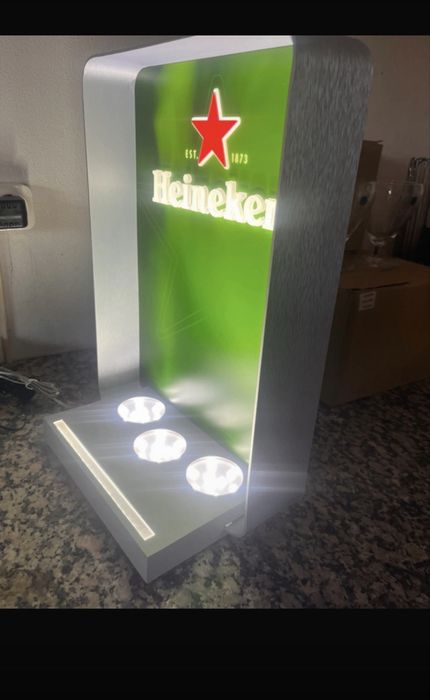 Luminoso Heineken de Garrafas