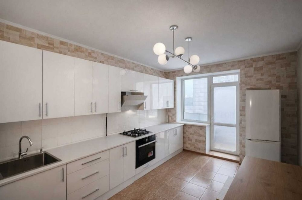 ул.Марсельская. / 2 комнатная квартира. Долгосрочная сдача.