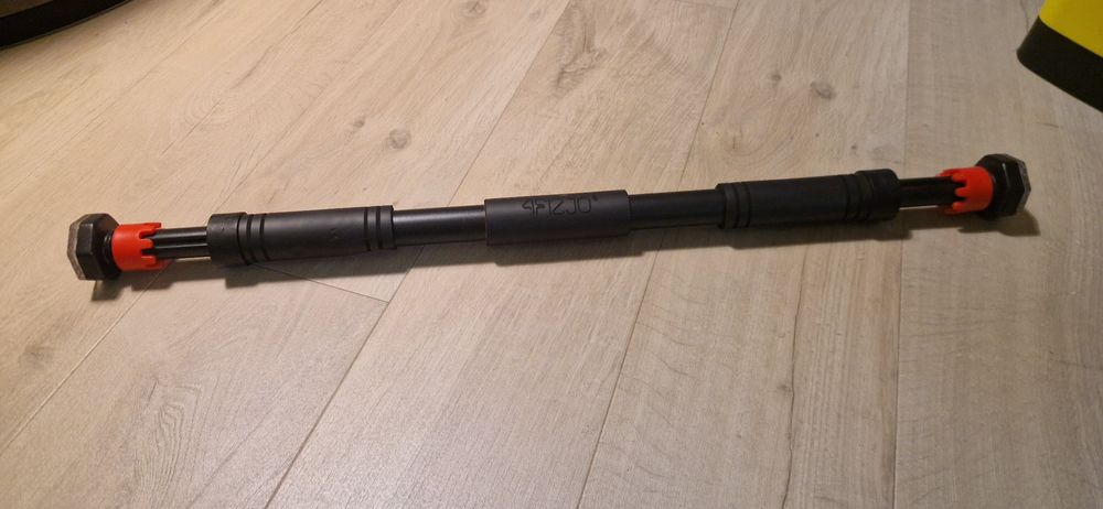 Drążek rozporowy do podciągania