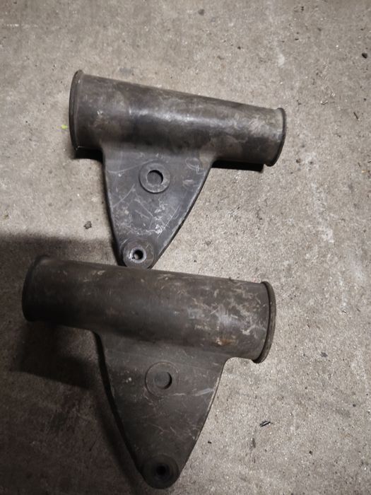 Uchwyt uszy zawieszenie wsk kos golenie rączki wsk wfm lelek