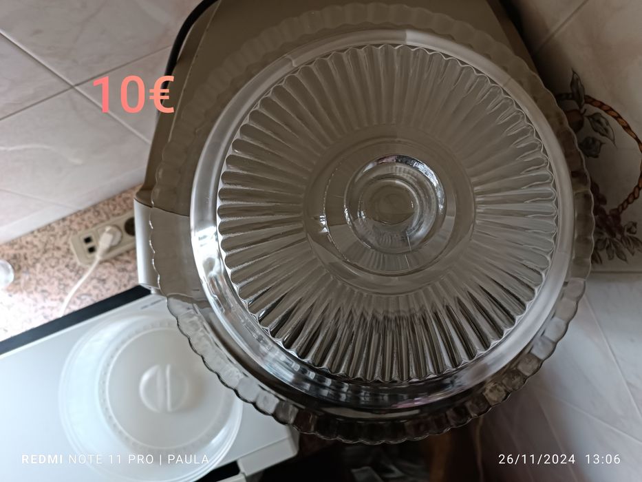 Taça para bolos nova