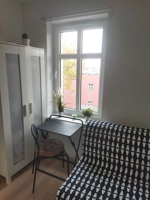 Minikawalerka Centrum umeblowana FRANCUSKA 25,CO miejskie, MELDUNEK