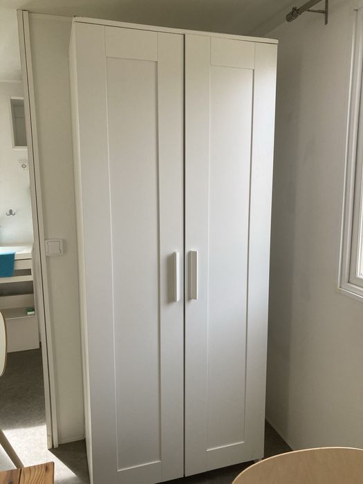 Armario Ikea branco