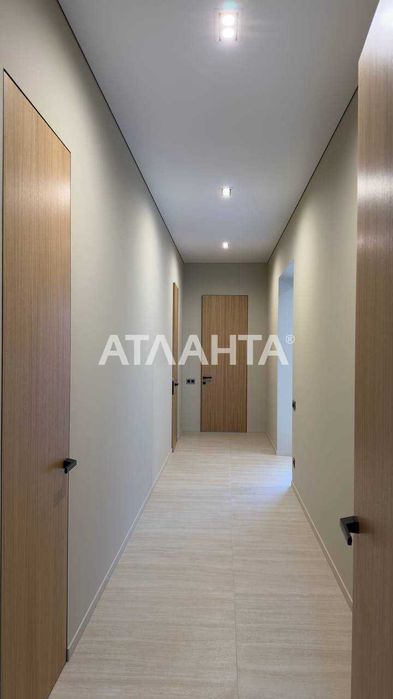 Одноэтажный дом элит класса на 10.66 сотках в Совиньоне