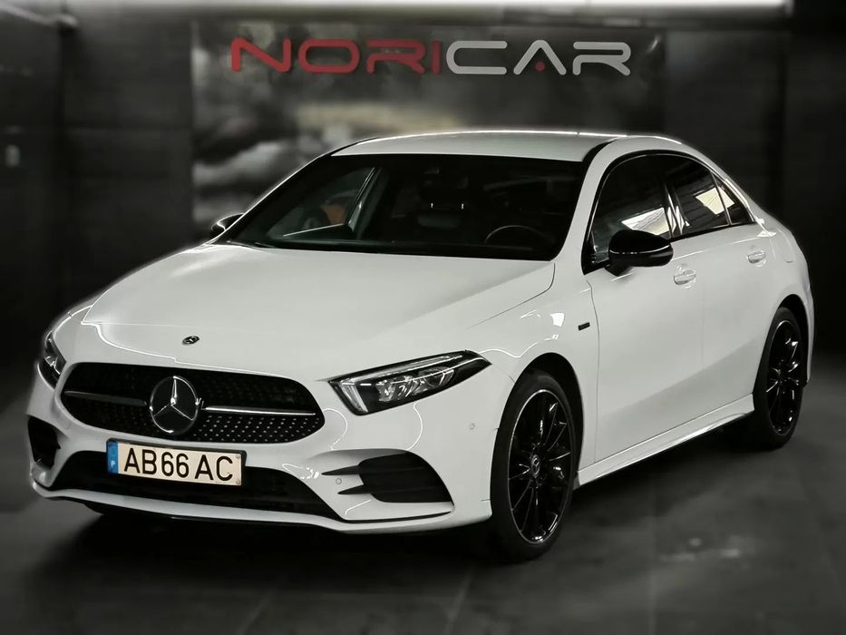 Mercedes-Benz A 250 Limousine e AMG Line