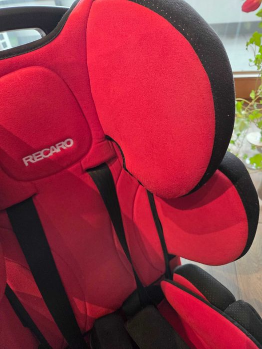 Fotelik RECARO Young Sport Hero Ruby (9-36 kg)