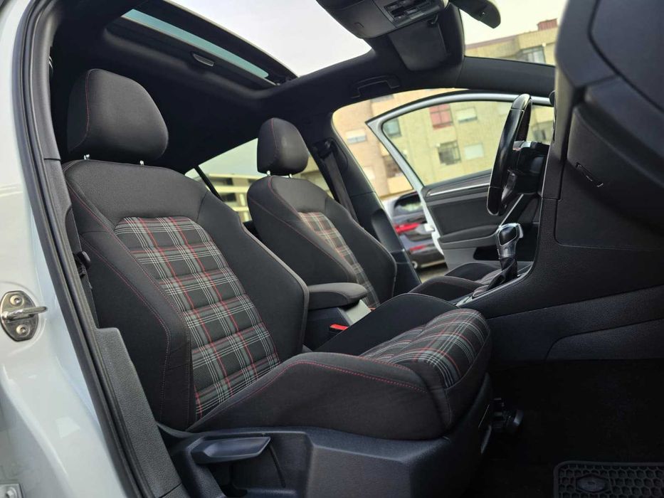 Volkswagen Golf VII GTI Performance 2.0tsi 230cv Dsg "Full Extras"