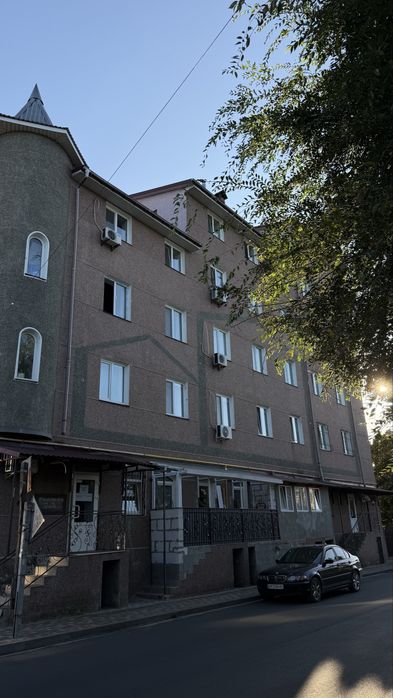 Продаж 2 кімнатна Немішаєве з ремонтом