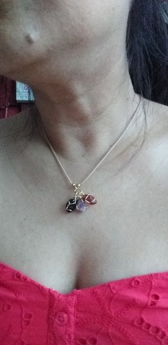 Regulowany naszyjnik