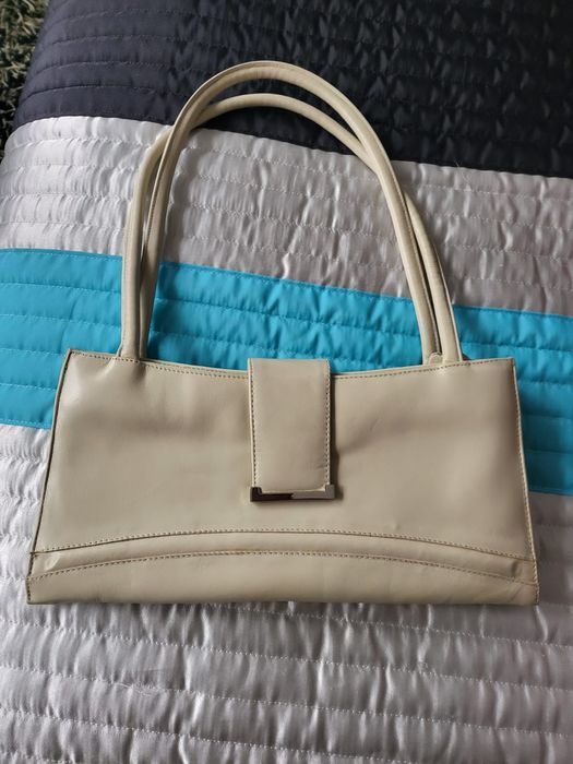 Mala em couro senhora