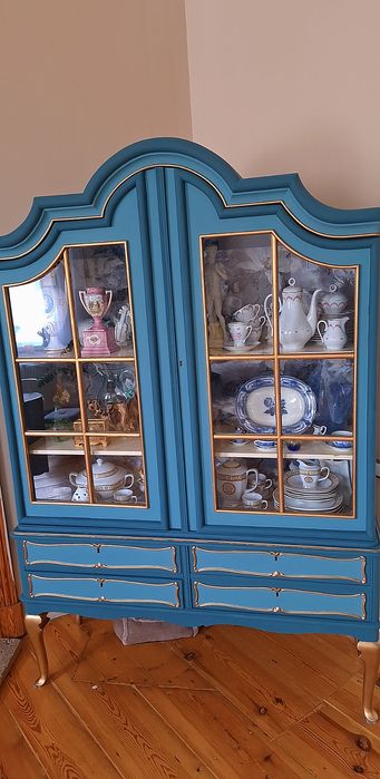 Sprzedam witrynę antyk kolor lazurowa