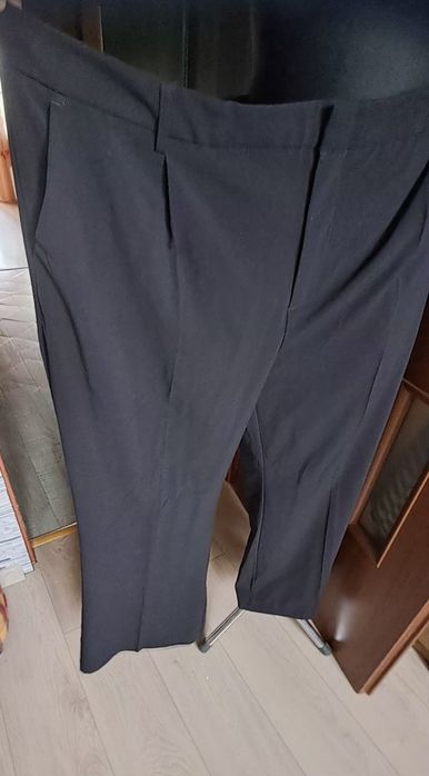 Eleganckie spodnie z wys stanem  dla duzej Pani.Nowe