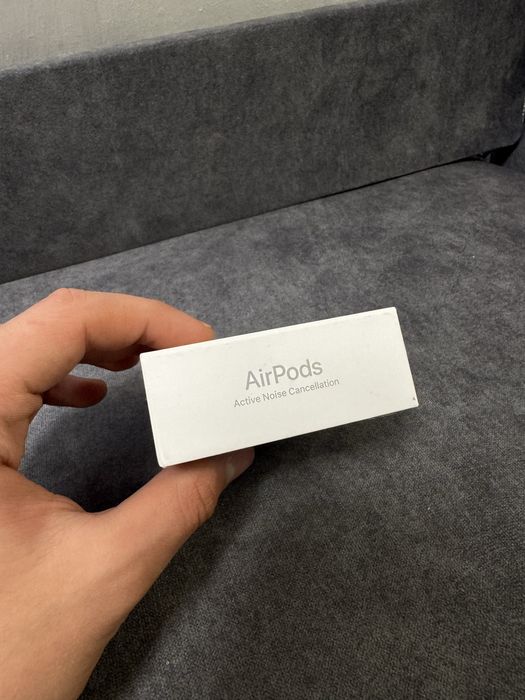 Навушники AirPods 4 Active Noise Cancellation