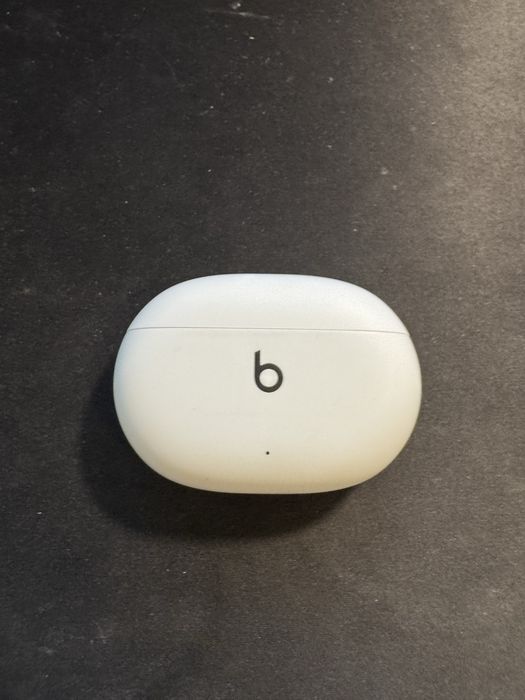 Auriculares BEATS Studio Buds