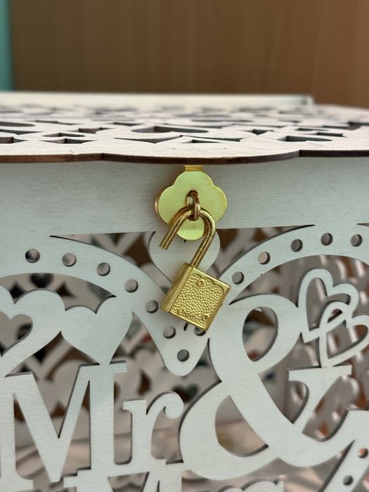 Скринька (шкатулка) для грошей