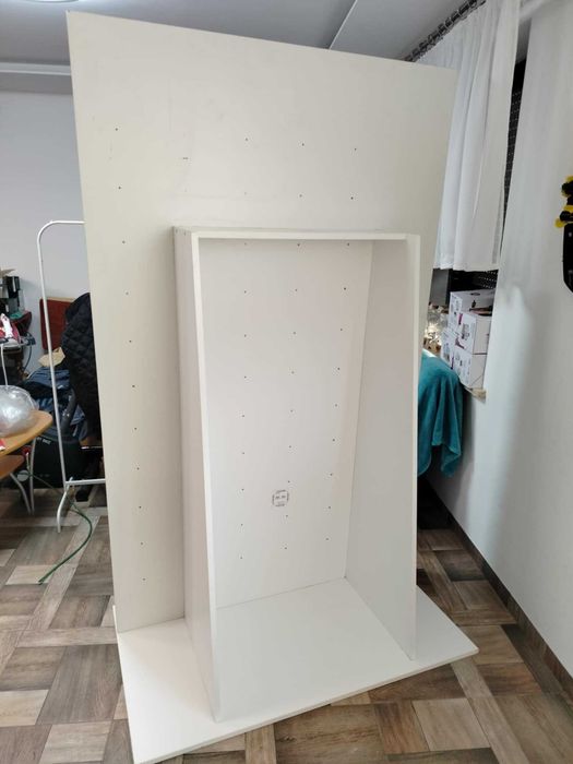 Tablica weselna z numerami stołów