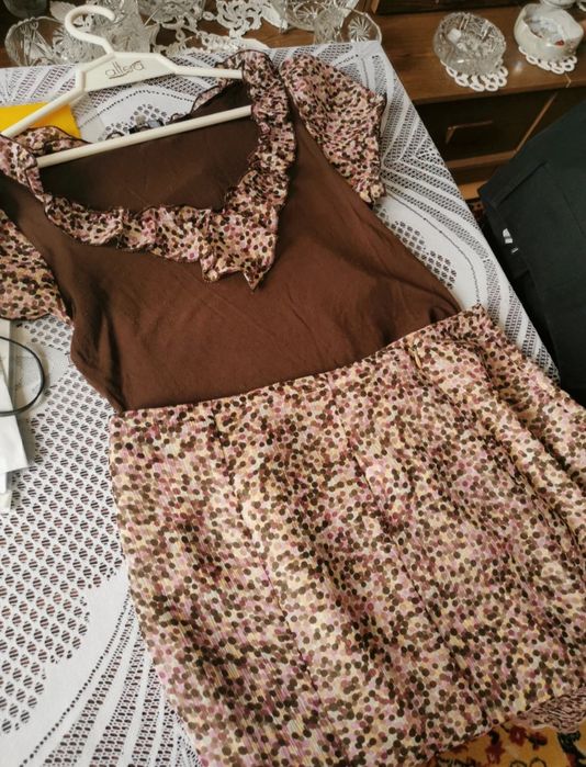 Zestaw bluzka + spódnica + żakiet