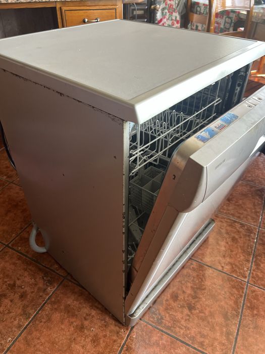 Maquina lavar avariada