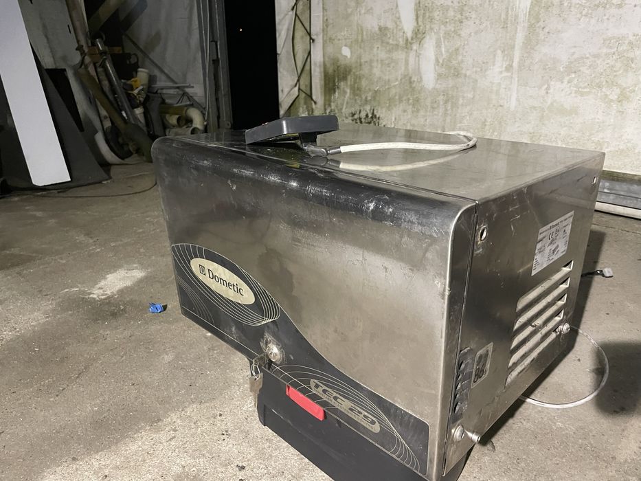 Dometic tec 29 agregat kamper