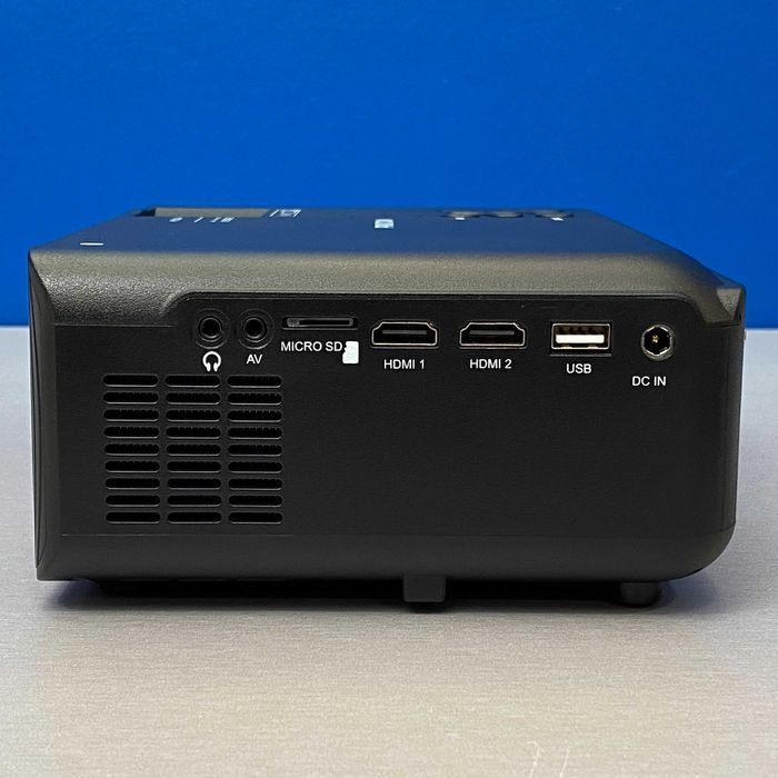 Prixton Cinema Deluxe Projector