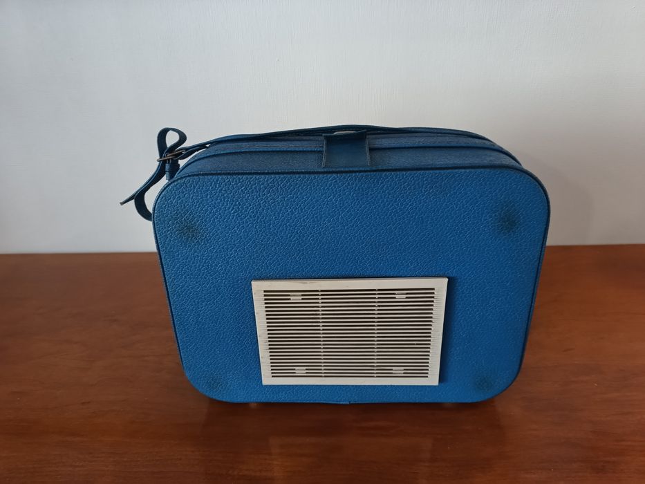 Stary sprawny gramofon