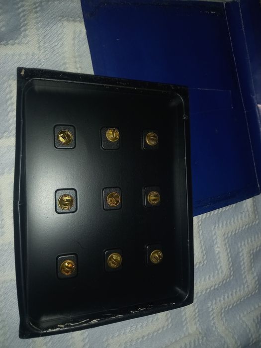 Coleção de pins da Bandeira Portuguesa