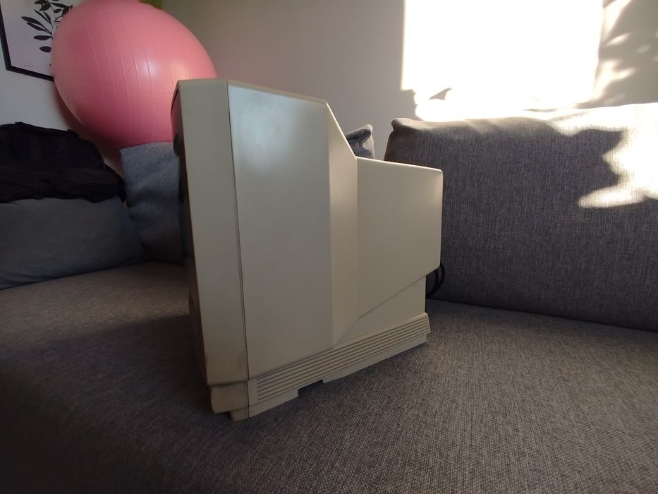 Monitor Commodore 1802 # Sprawny